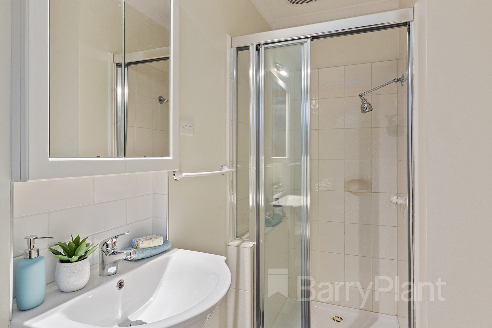 4 Carol Street, Scoresby, VIC 3179, Scoresby - Thumbnail 7