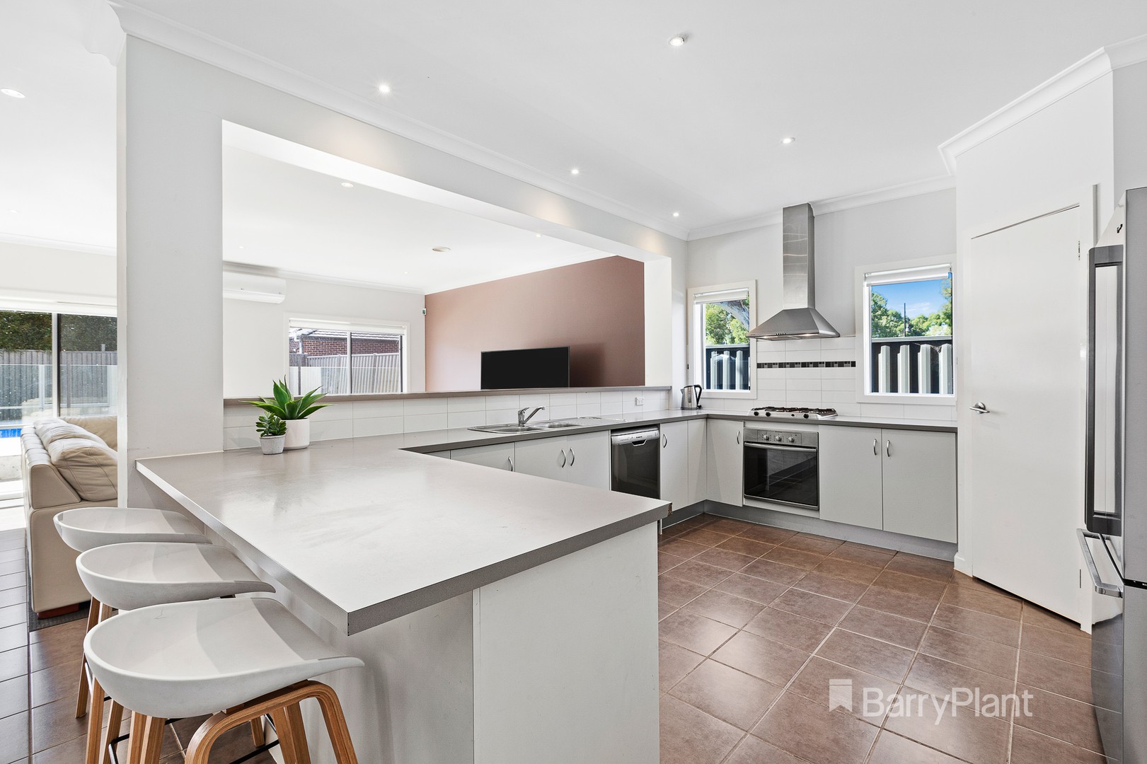 4 Carr Way, Mernda, VIC 3754, Mernda - Thumbnail 3