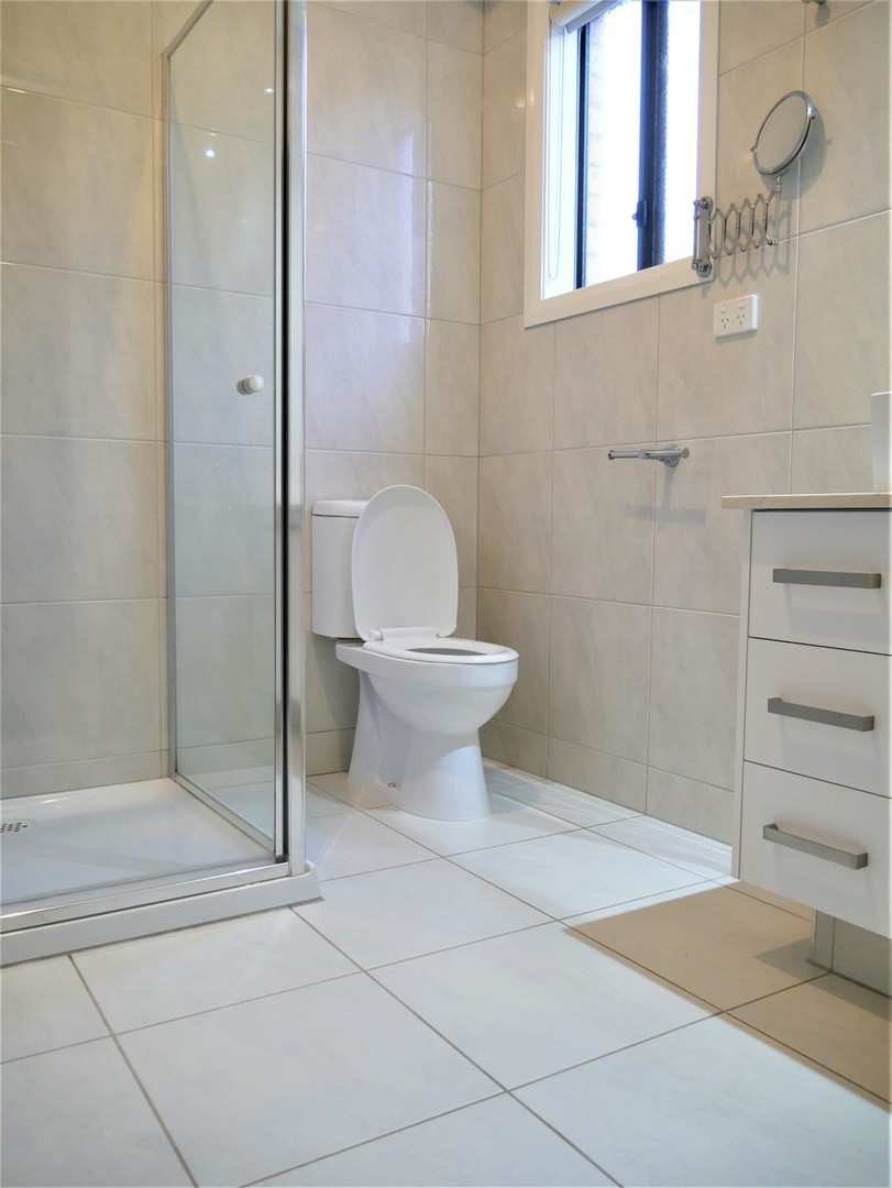 4 Caruana Crescent, Harkness, VIC 3337, Harkness - Thumbnail 3