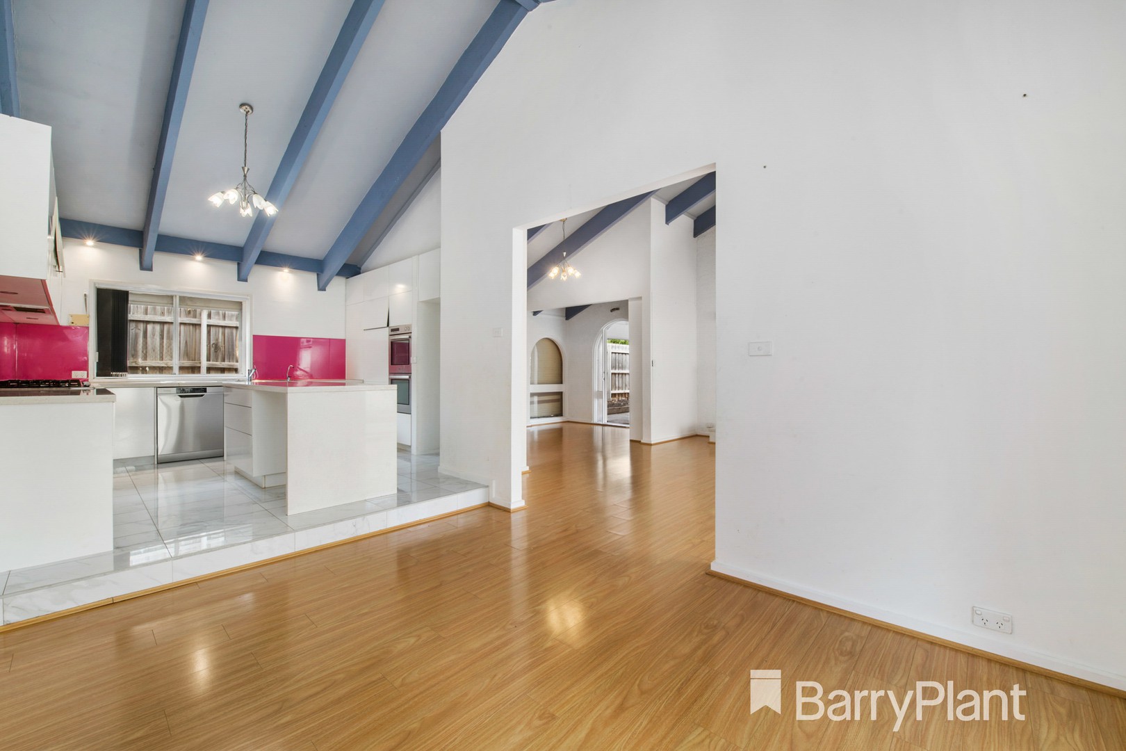 4 Casey Court, Melton, VIC 3337, Melton - Thumbnail 5