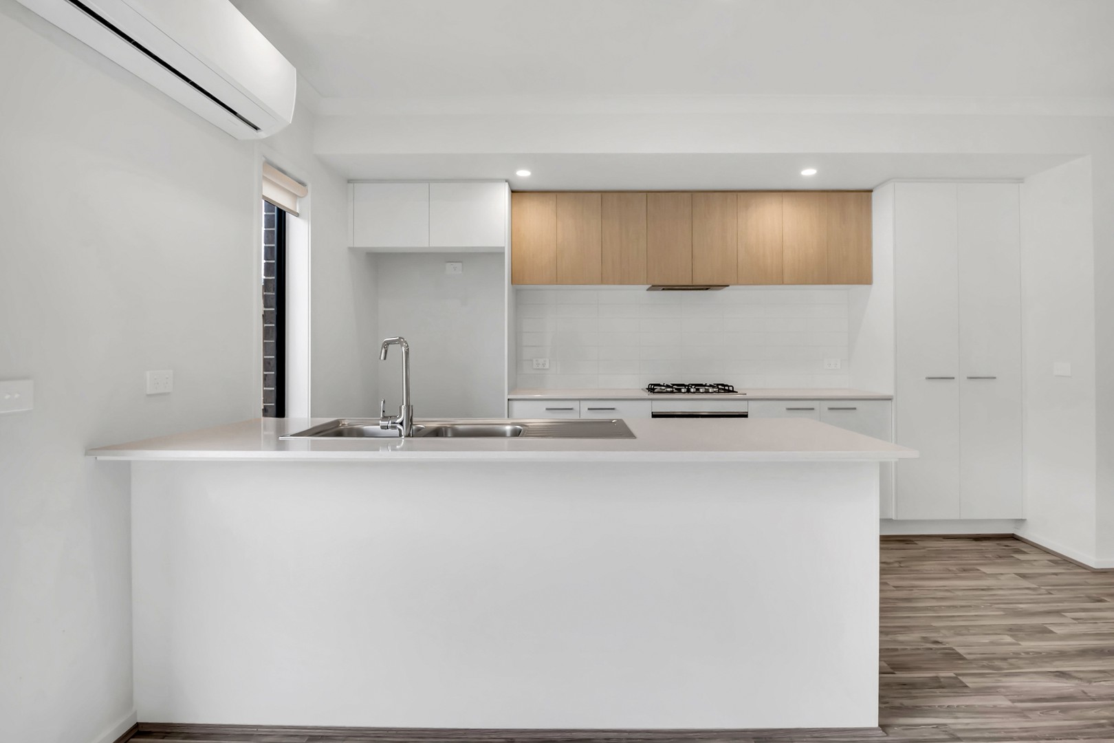 4 Cecil Walk, Mickleham, VIC 3064, Mickleham - Thumbnail 3