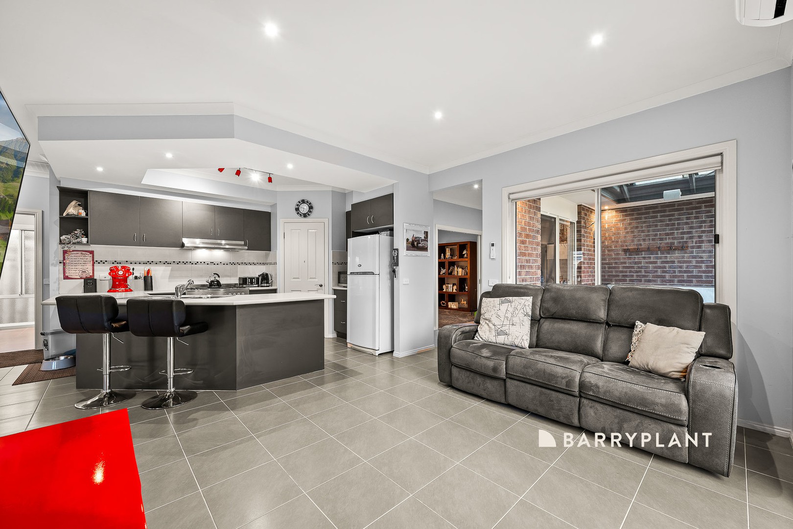 4 Cerreto Mews, Pakenham, VIC 3810, Pakenham - Thumbnail 3