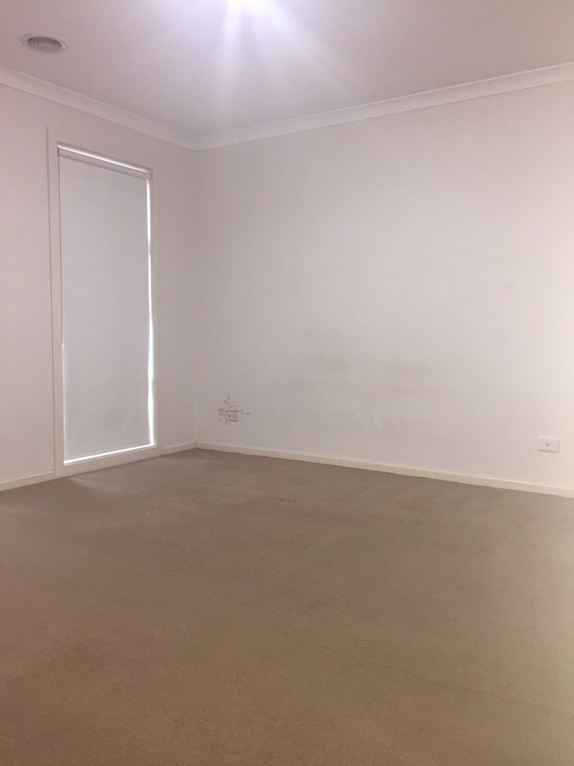 4 Champion Court, Truganina, VIC 3029 - Thumbnail 1 - 09/11/2021