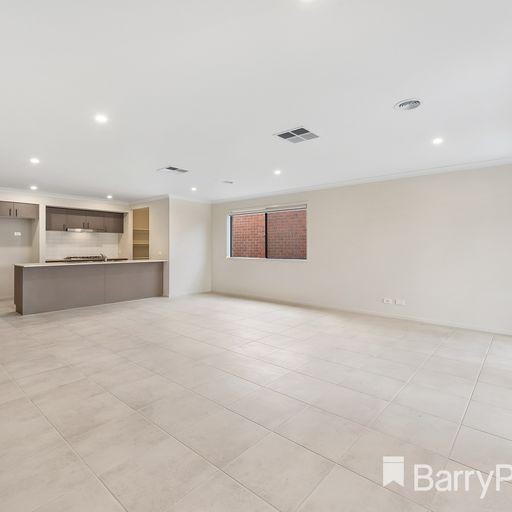 4 Communal Road, Wyndham Vale, VIC 3024, Wyndham Vale - Thumbnail 2