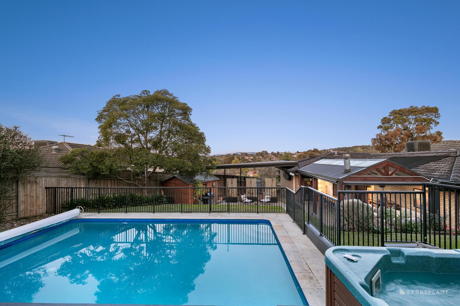 4 Corona Court, Doncaster East, VIC 3109, Doncaster East - Thumbnail 3