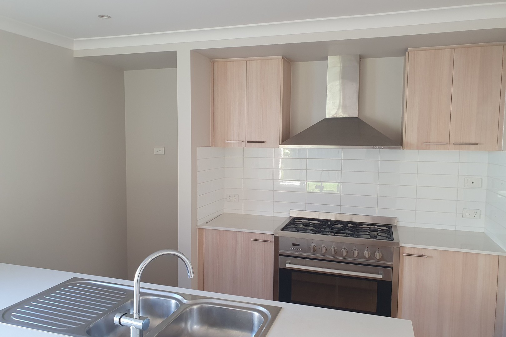 4 Corrimbla Avenue, Wollert, VIC 3750, Wollert - Thumbnail 2