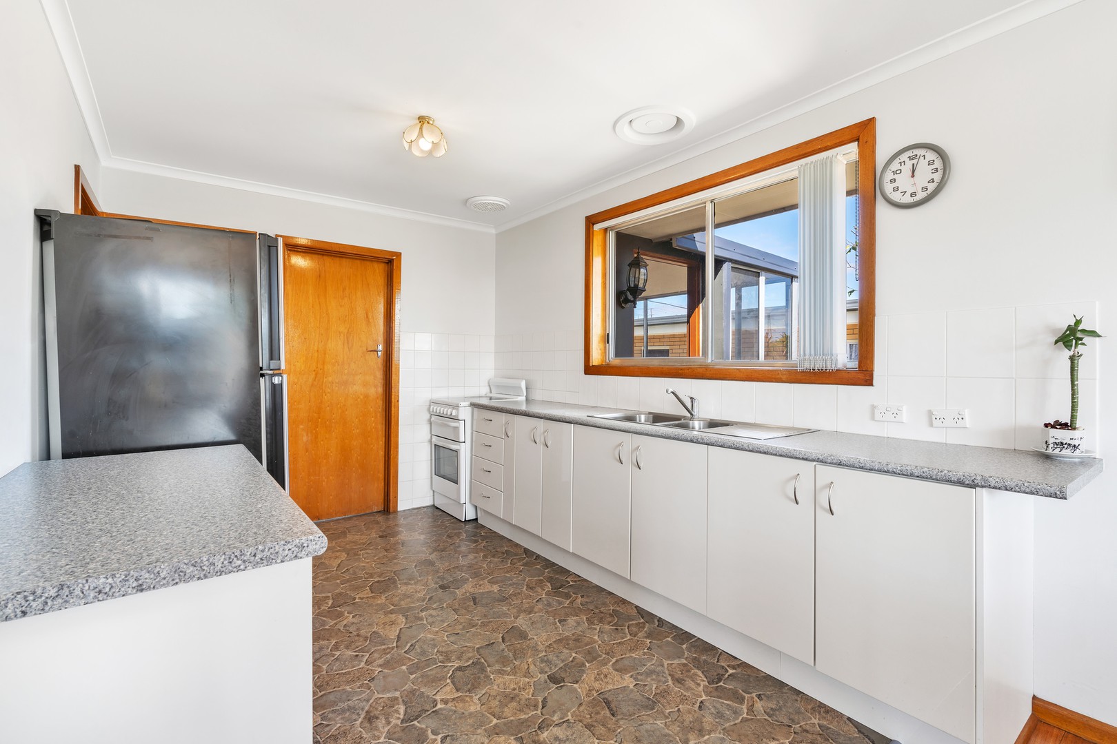 4 Cortina Close, Norlane, VIC 3214, Norlane - Thumbnail 3
