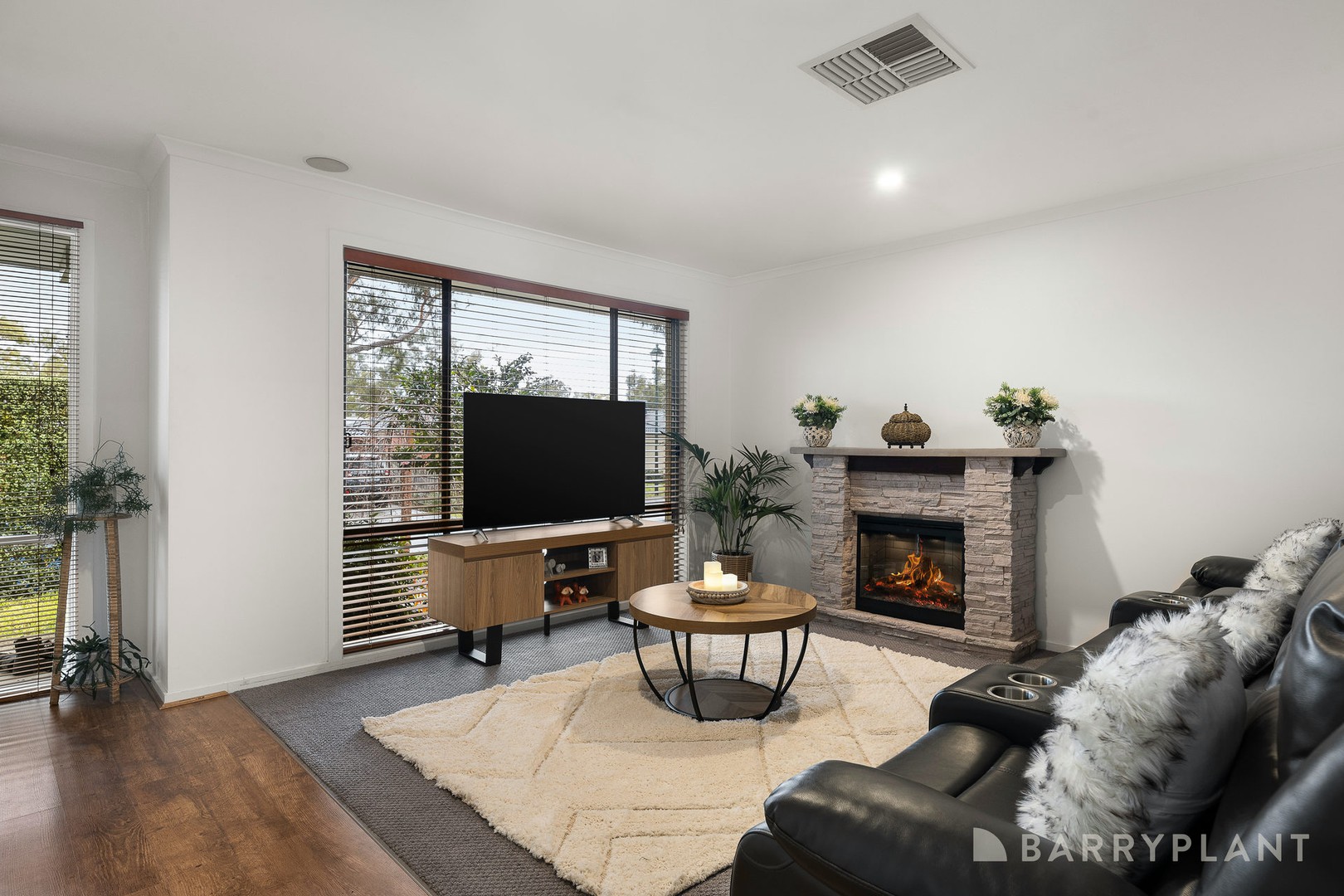 4 Cosmo Court, Kilsyth, VIC 3137, Kilsyth - Thumbnail 3