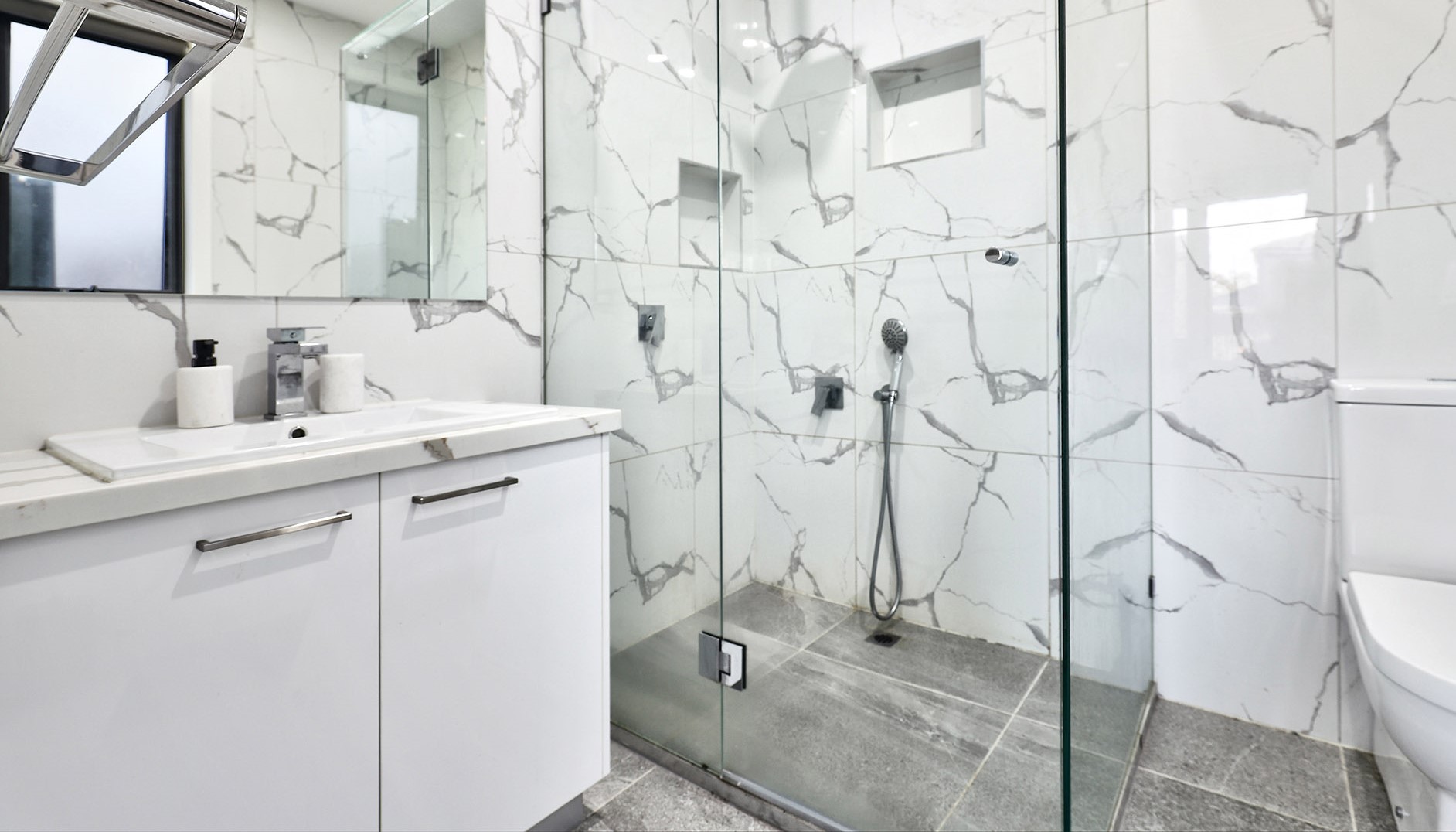 4 Crestwood Road, Greenvale, VIC 3059, Greenvale - Thumbnail 4