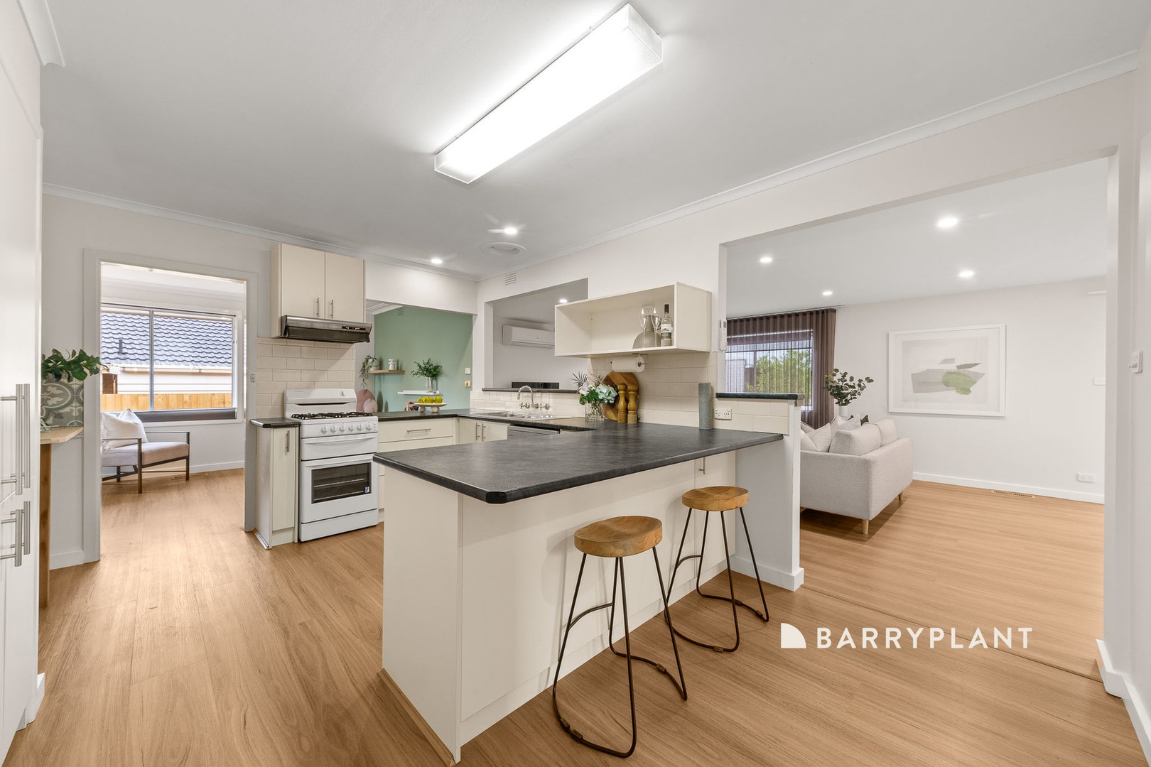 4 Crowley Avenue, Narre Warren, VIC 3805, Narre Warren - Thumbnail 3