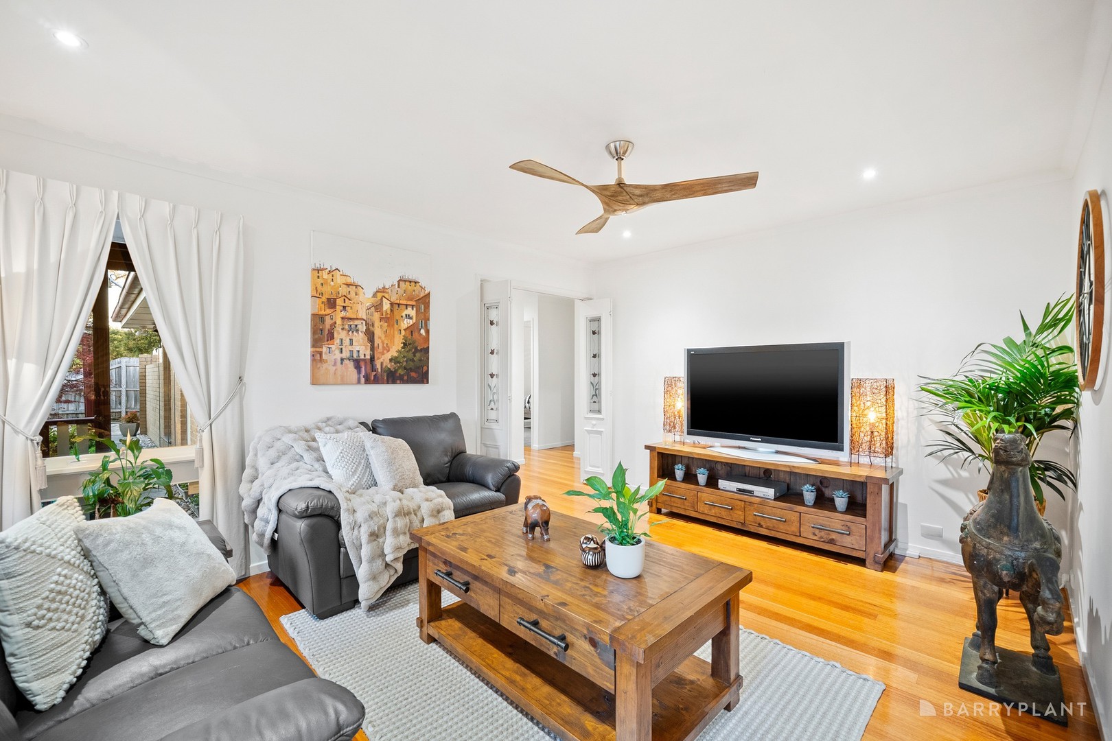 4 Dalkeith Road, Wantirna, VIC 3152, Wantirna - Thumbnail 2