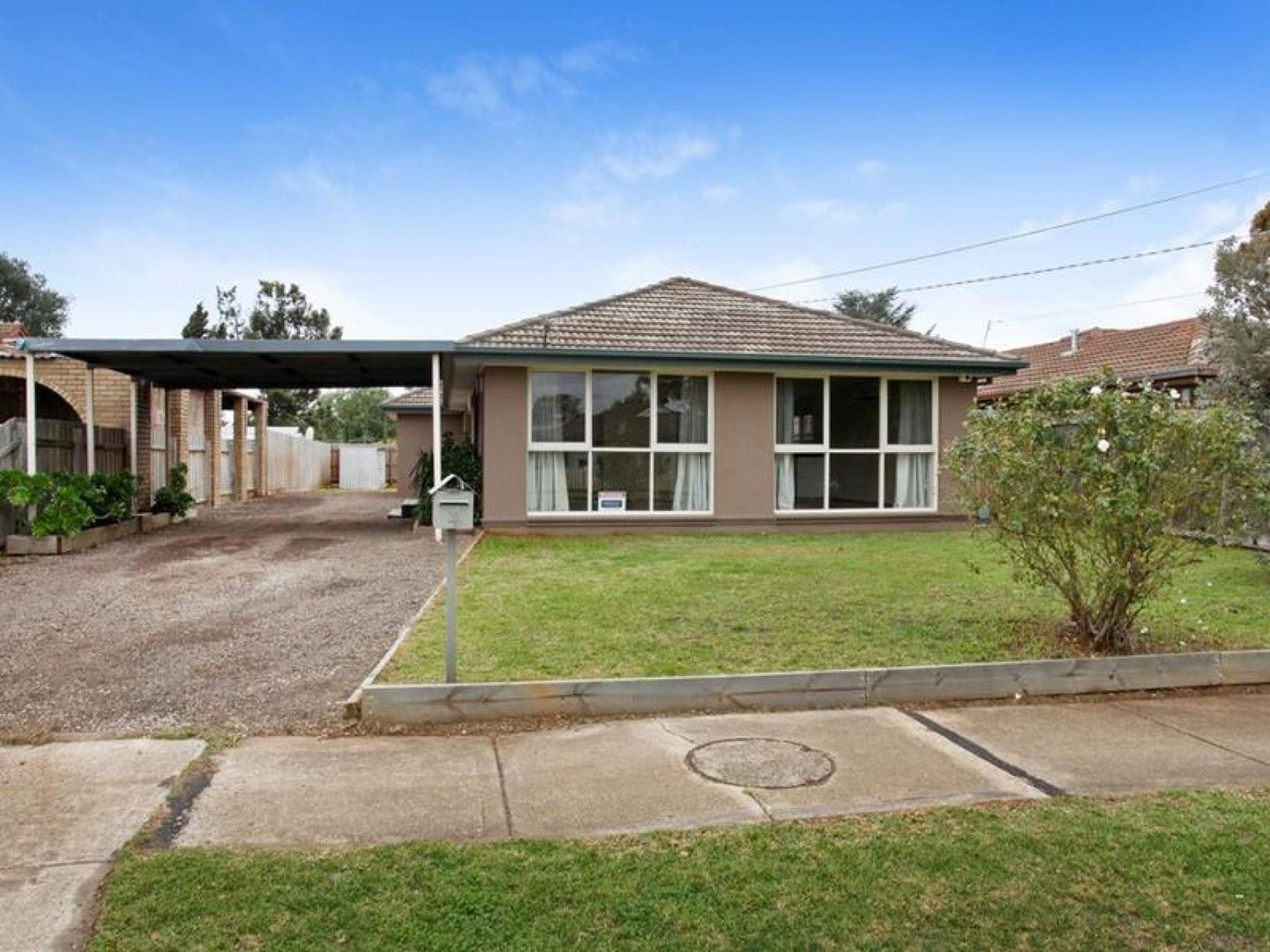4 Dalton Drive, Melton South, VIC 3338, Melton South - Thumbnail 2
