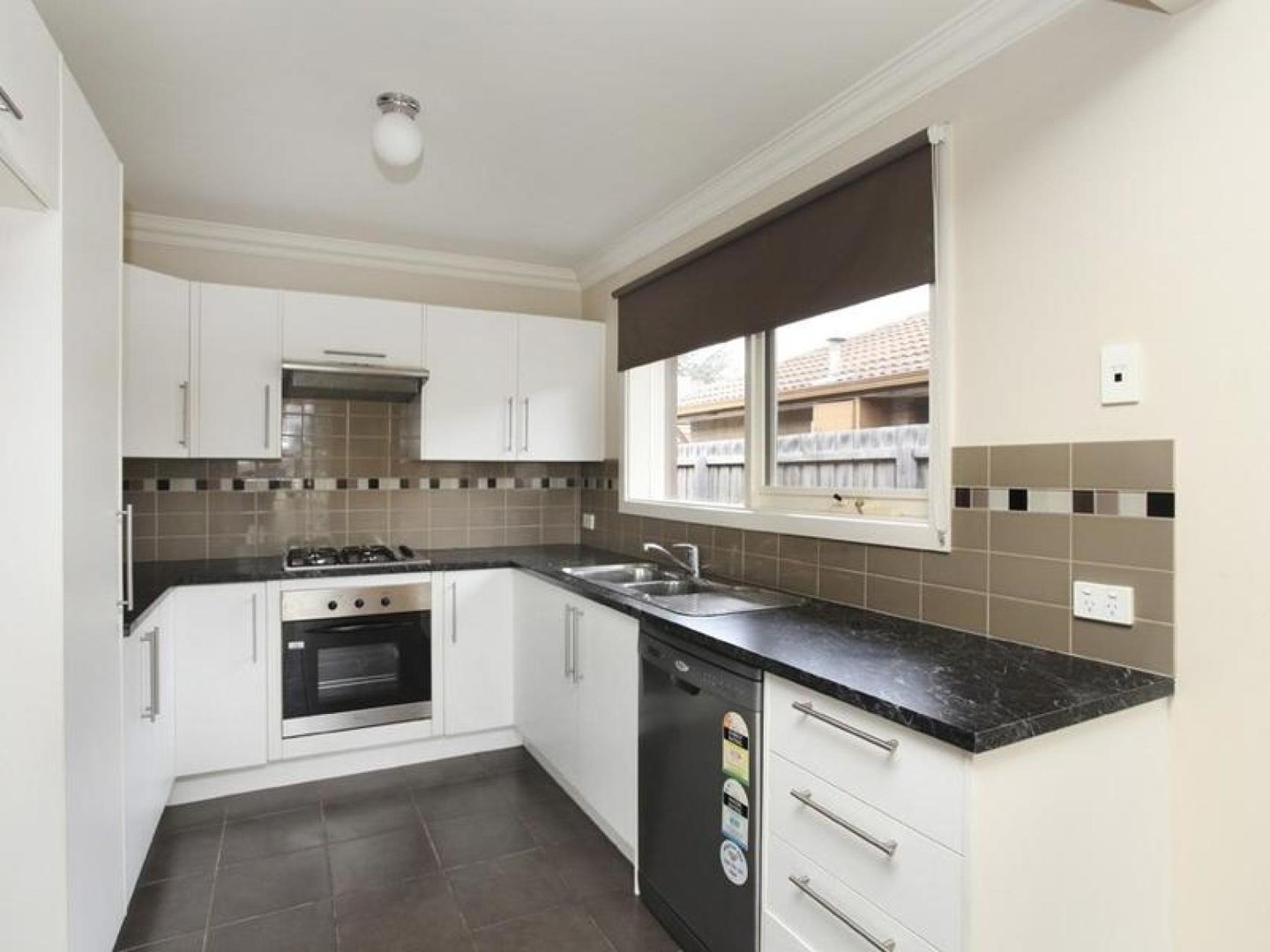 4 Dalton Drive, Melton South, VIC 3338, Melton South - Thumbnail 5