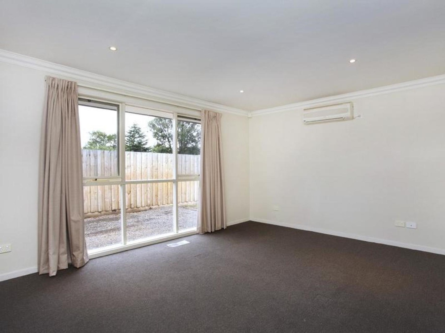 4 Dalton Drive, Melton South, VIC 3338, Melton South - Thumbnail 6