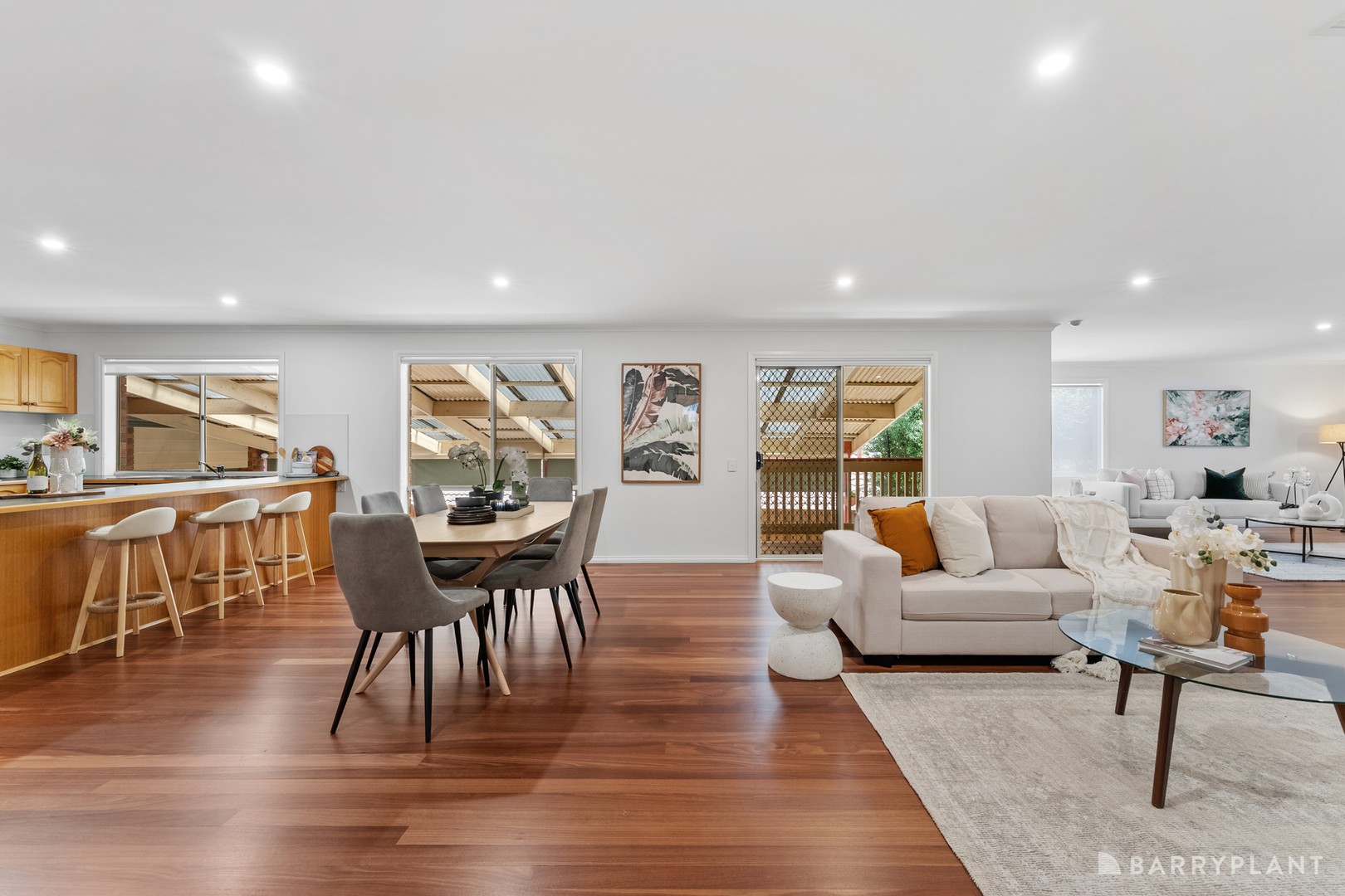 4 Daniel Court, Warranwood, VIC 3134 - Thumbnail 2 - 31/10/2024