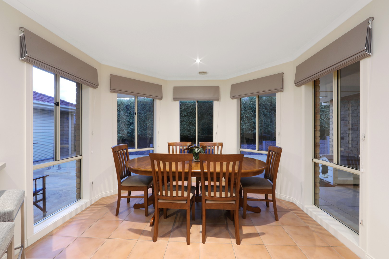 4 Davison Crescent, Ferntree Gully, VIC 3156, Ferntree Gully - Thumbnail 4