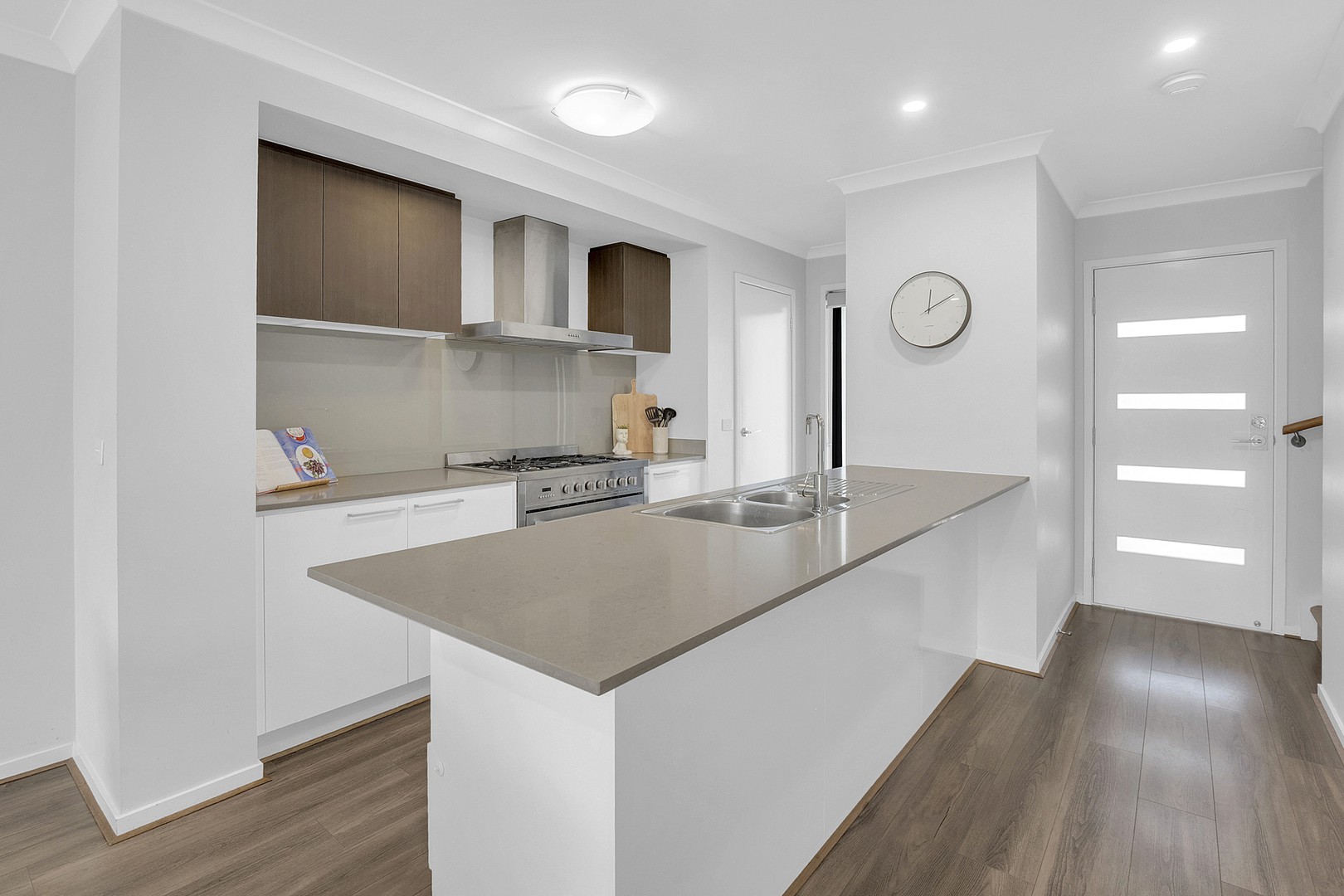 4 Delta Drive, Craigieburn, VIC 3064 - Thumbnail 2 - 22/09/2025