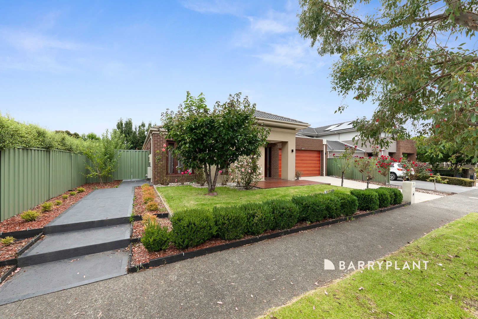 4 Devonia Street, Pakenham, VIC 3810, Pakenham - Thumbnail 3