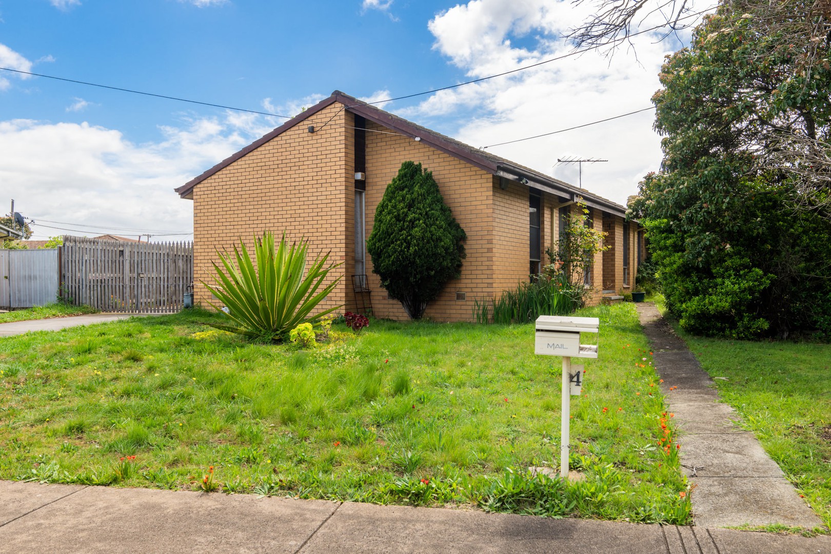 4 Dorset Court, Corio, VIC 3214 - Thumbnail 2 - 08/10/2025