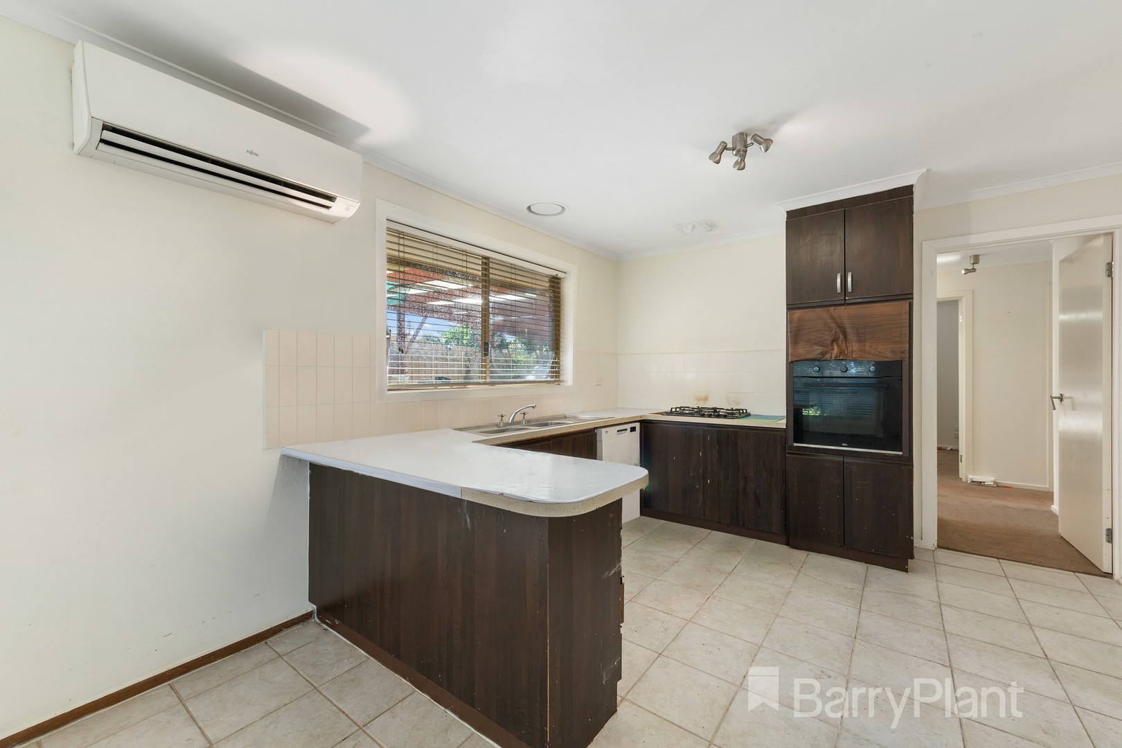 4 Dove Court, Werribee, VIC 3030, Werribee - Thumbnail 4