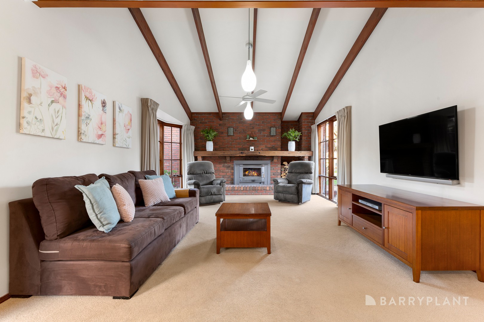 4 Downland Place, Dingley Village, VIC 3172, Dingley Village - Thumbnail 3