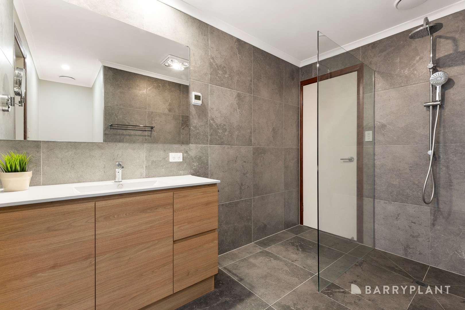 4 Downland Place, Dingley Village, VIC 3172, Dingley Village - Thumbnail 8