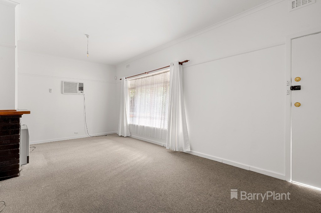 4 Duckham Street, Blackburn, VIC 3130 - Thumbnail 1 - 17/04/2025