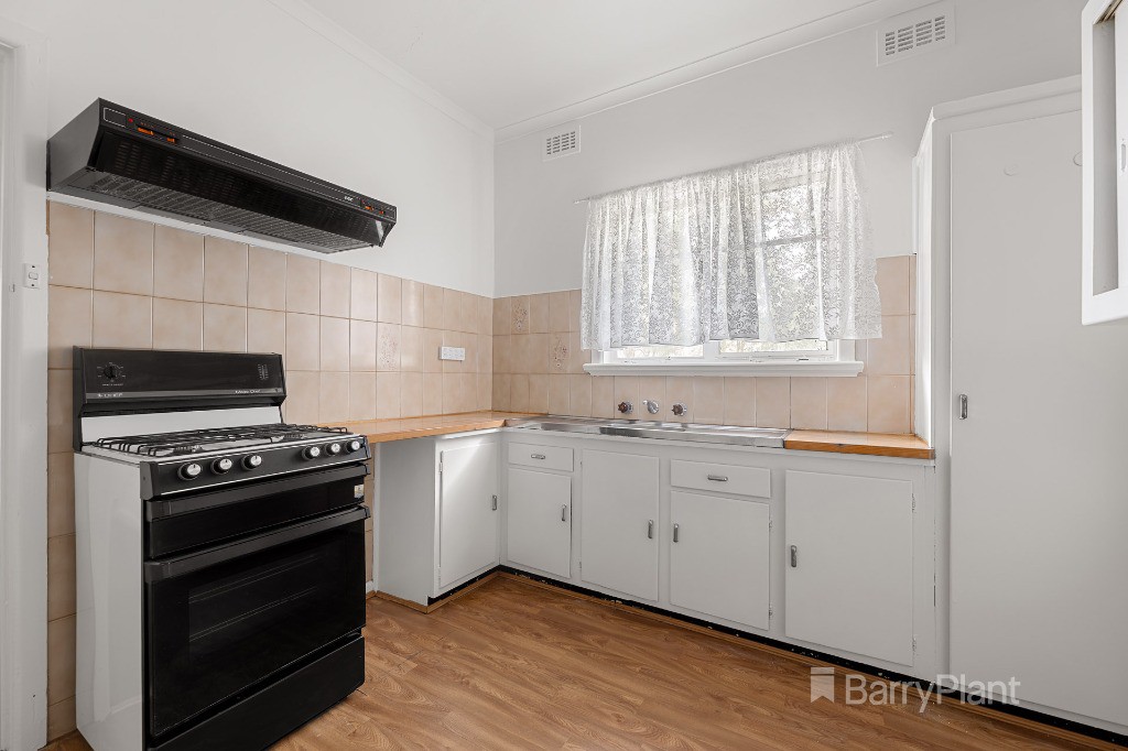 4 Duckham Street, Blackburn, VIC 3130 - Thumbnail 2 - 17/04/2025