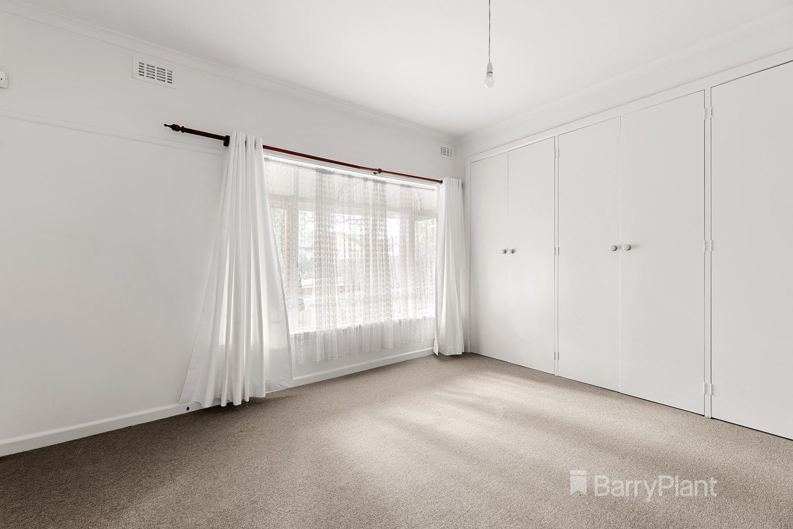 4 Duckham Street, Blackburn, VIC 3130, Blackburn - Thumbnail 4