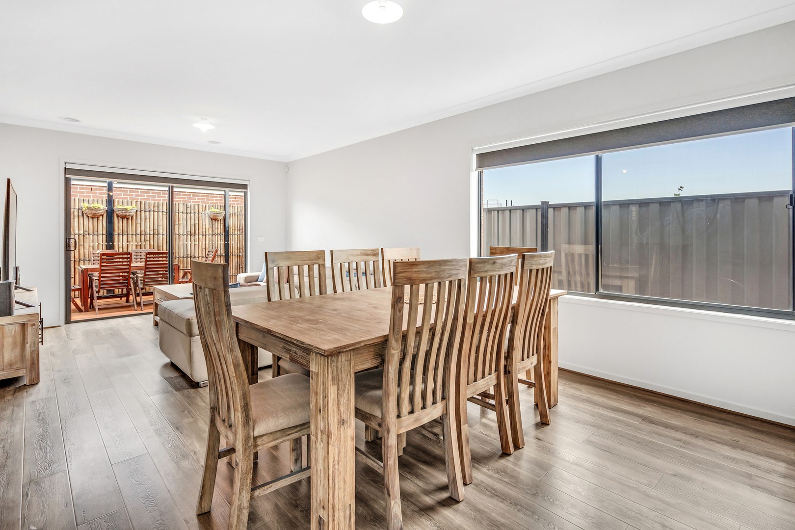4 Edgewater Road, Craigieburn, VIC 3064, Craigieburn - Thumbnail 4