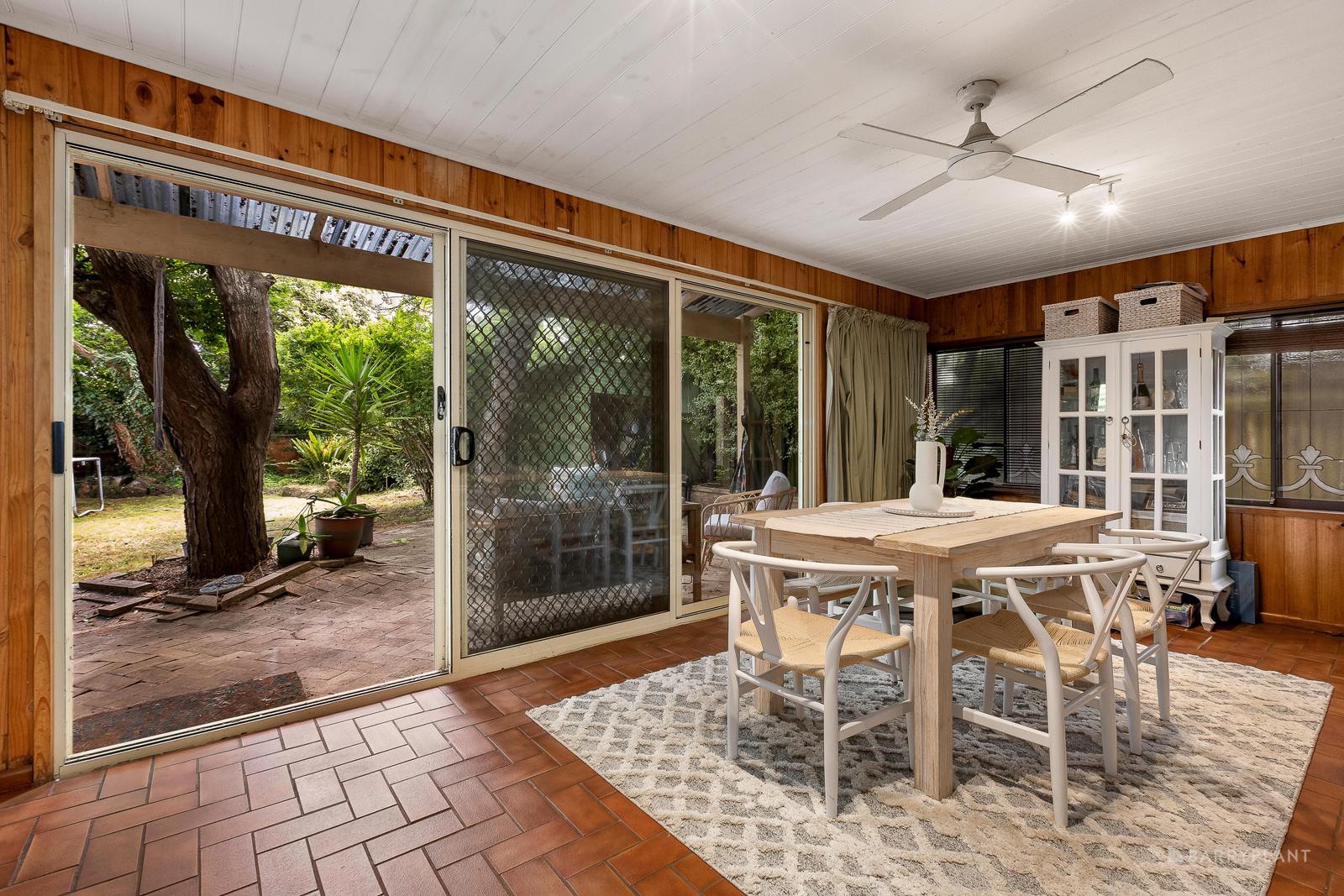 4 Edward Court, Croydon, VIC 3136, Croydon - Thumbnail 3