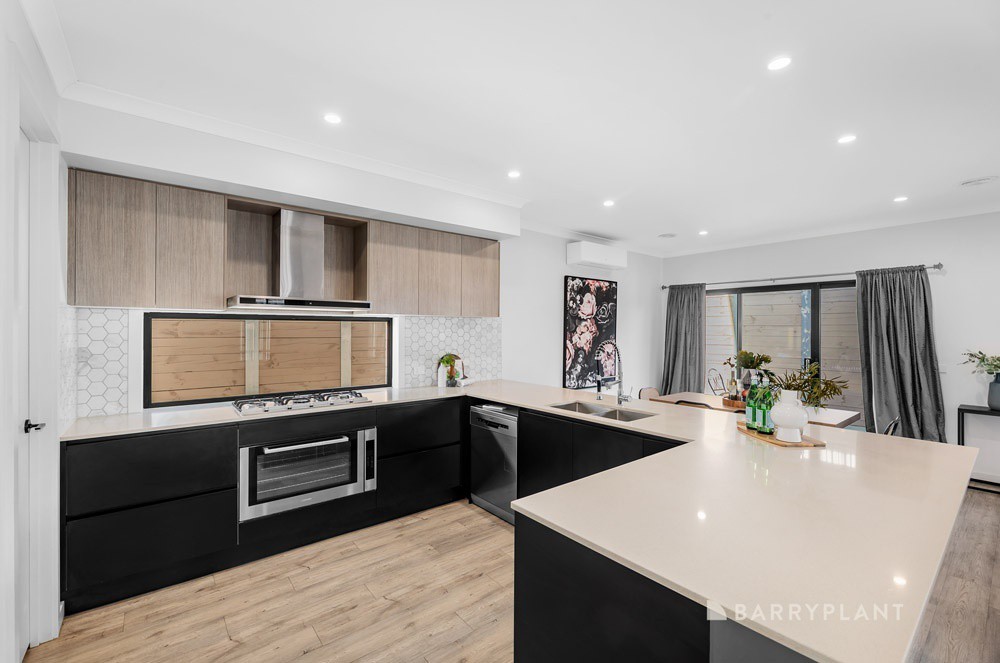 4 Elderfield Circuit, Doreen, VIC 3754 - Thumbnail 2 - 18/06/2025