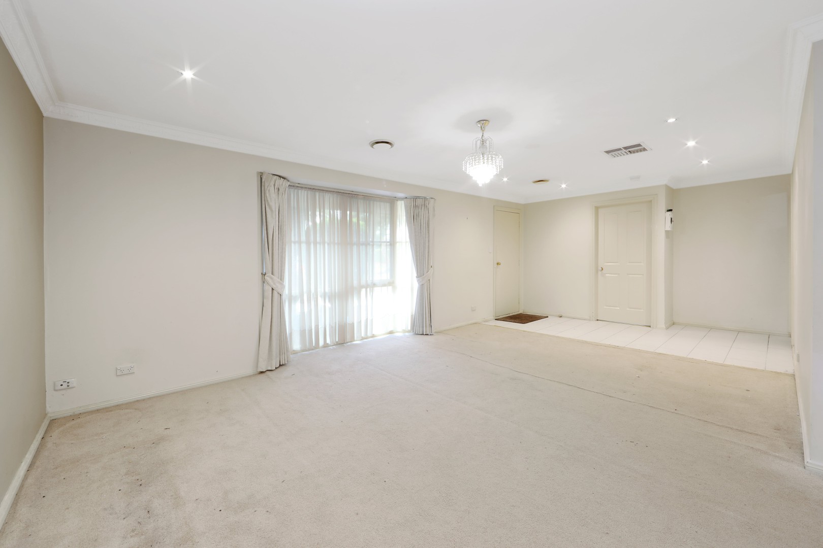 4 Eliana Court, Rowville, VIC 3178, Rowville - Thumbnail 3
