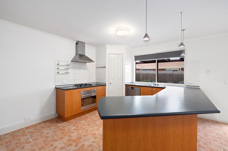 4 Elidon Crescent, Point Cook, VIC 3030, Point Cook - Thumbnail 4