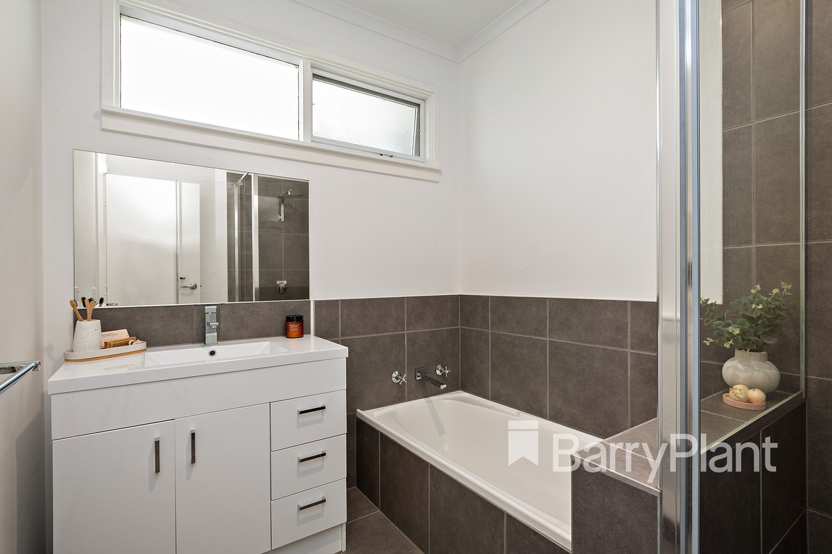 4 Elm Court, Rosebud, VIC 3939, Rosebud - Thumbnail 8