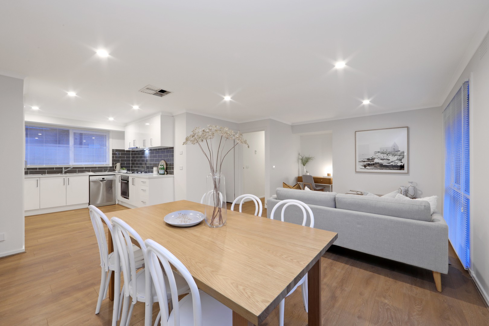 4 Erie Avenue, Rowville, VIC 3178, Rowville - Thumbnail 2