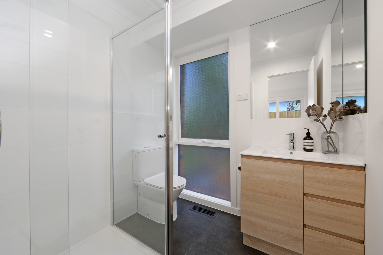 4 Erie Avenue, Rowville, VIC 3178, Rowville - Thumbnail 8
