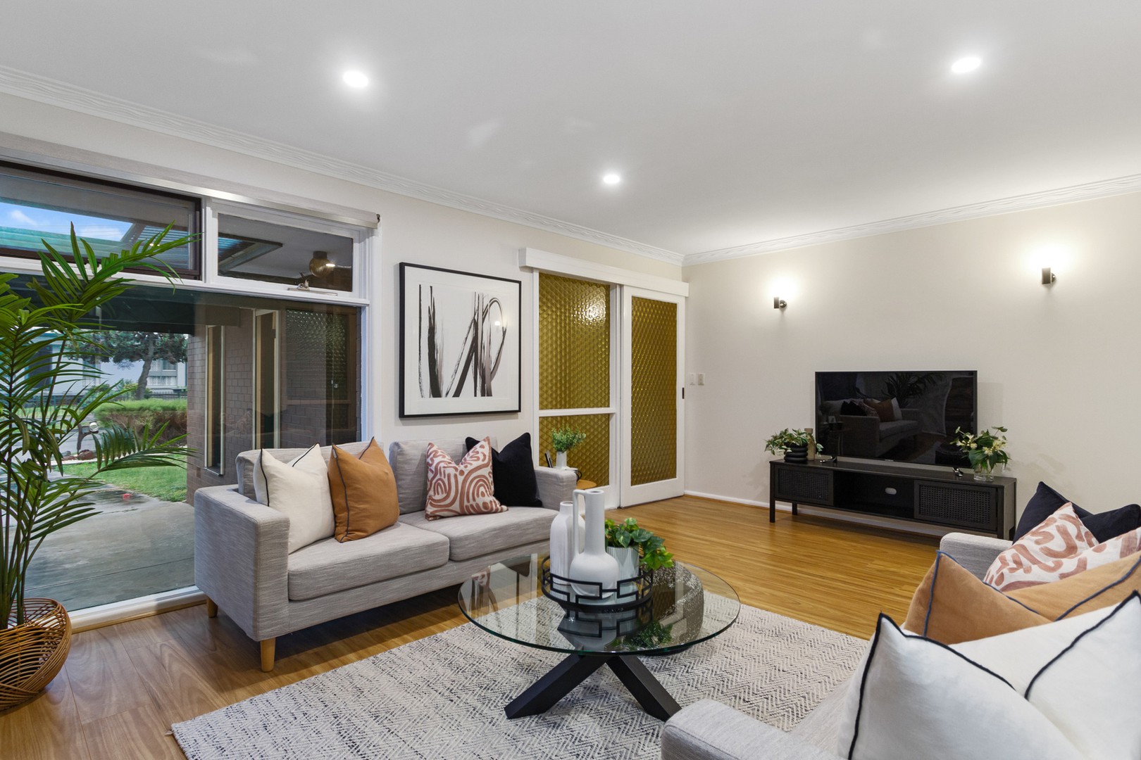 4 Evans Street, Scoresby, VIC 3179, Scoresby - Thumbnail 3