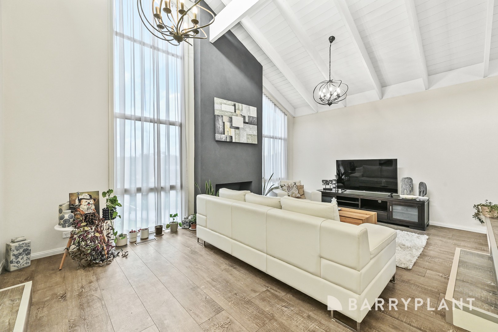 4 Ezard Close, Berwick, VIC 3806, Berwick - Thumbnail 2