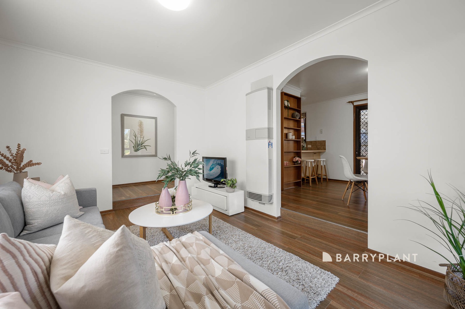 4 Facey Court, Narre Warren, VIC 3805 - Thumbnail 2 - 28/05/2025