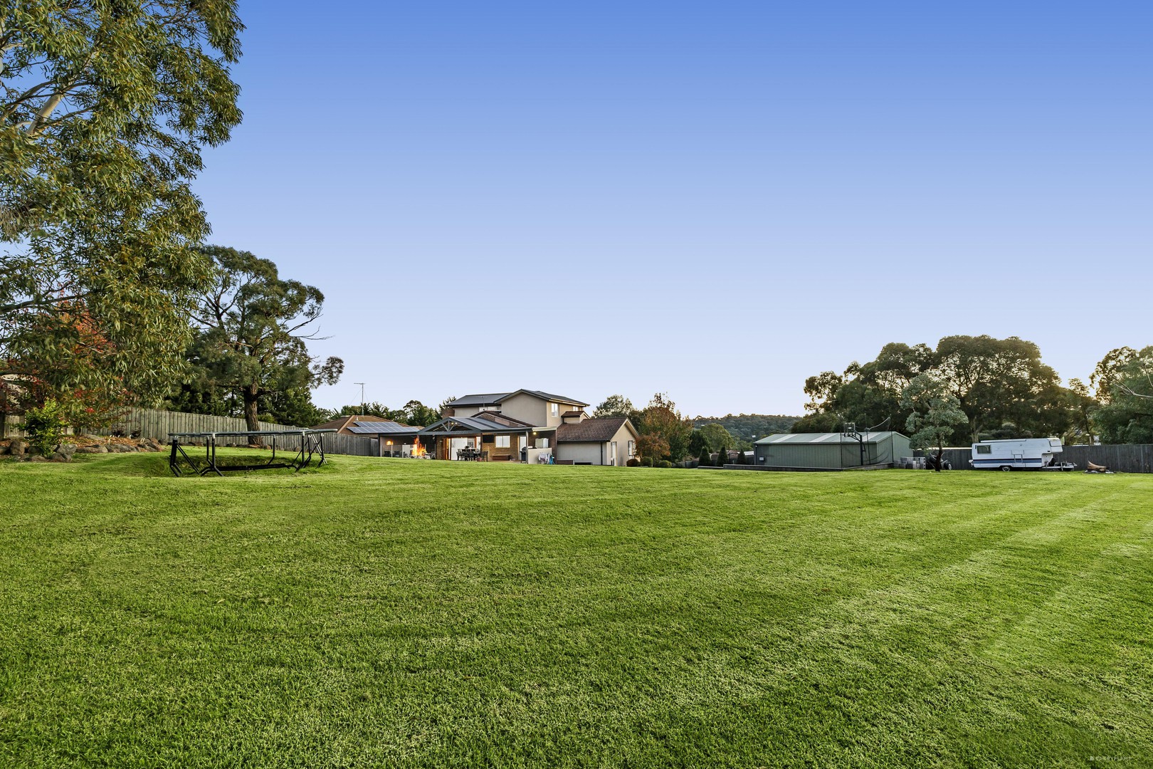 4 Falconhurst Court, Eltham, VIC 3095 - Thumbnail 2 - 11/06/2026
