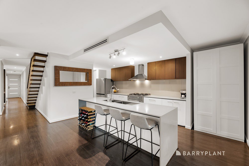 4 Farmers Grove, Wantirna South, VIC 3152, Wantirna South - Thumbnail 2