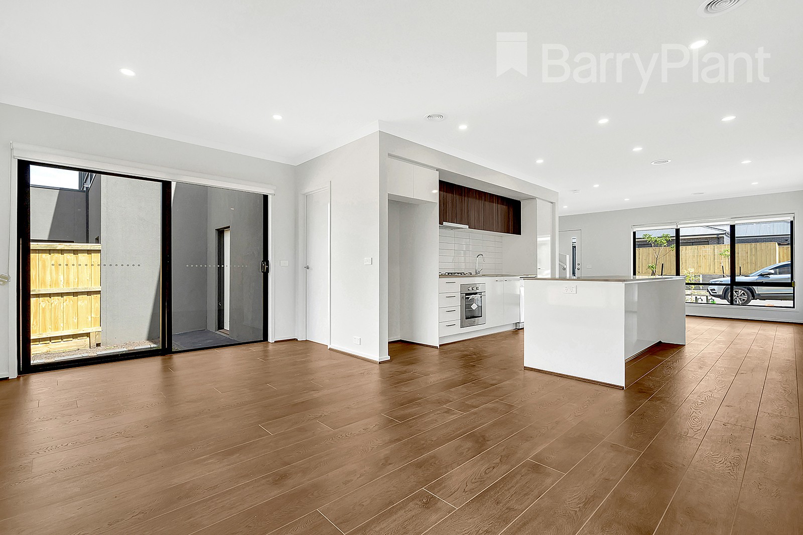 4 Fewster Circuit, Mickleham, VIC 3064, Mickleham - Thumbnail 5