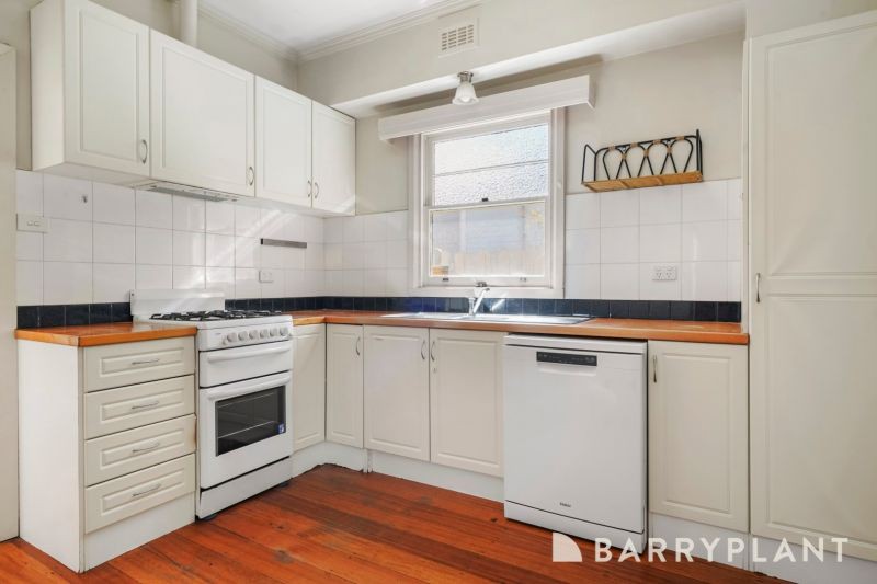 4 Finlay St, Frankston, VIC 3199, Frankston - Thumbnail 3
