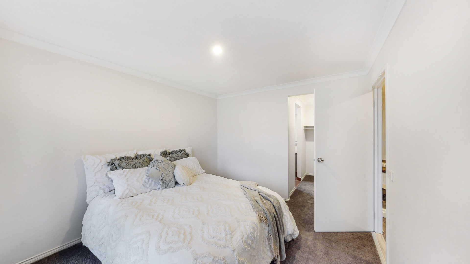 4 Fleetwood  DriveDoreen, VIC 3754  - Leased, Doreen - Thumbnail 6