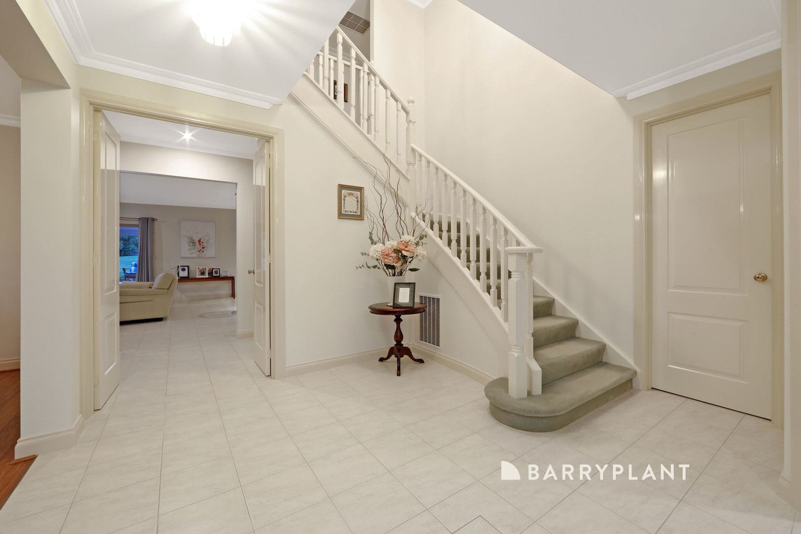 4 Forrest Hill Grove, Lysterfield South, VIC 3156 - Thumbnail 2 - 03/04/2025