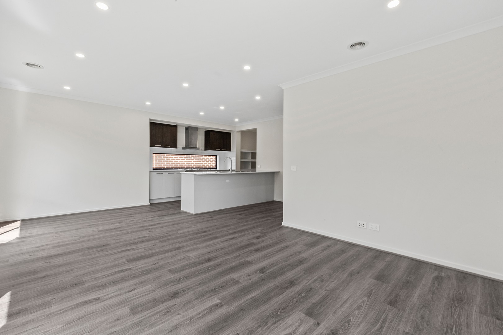 4 Garrard Crescent, Clyde, VIC 3978, Clyde - Thumbnail 5