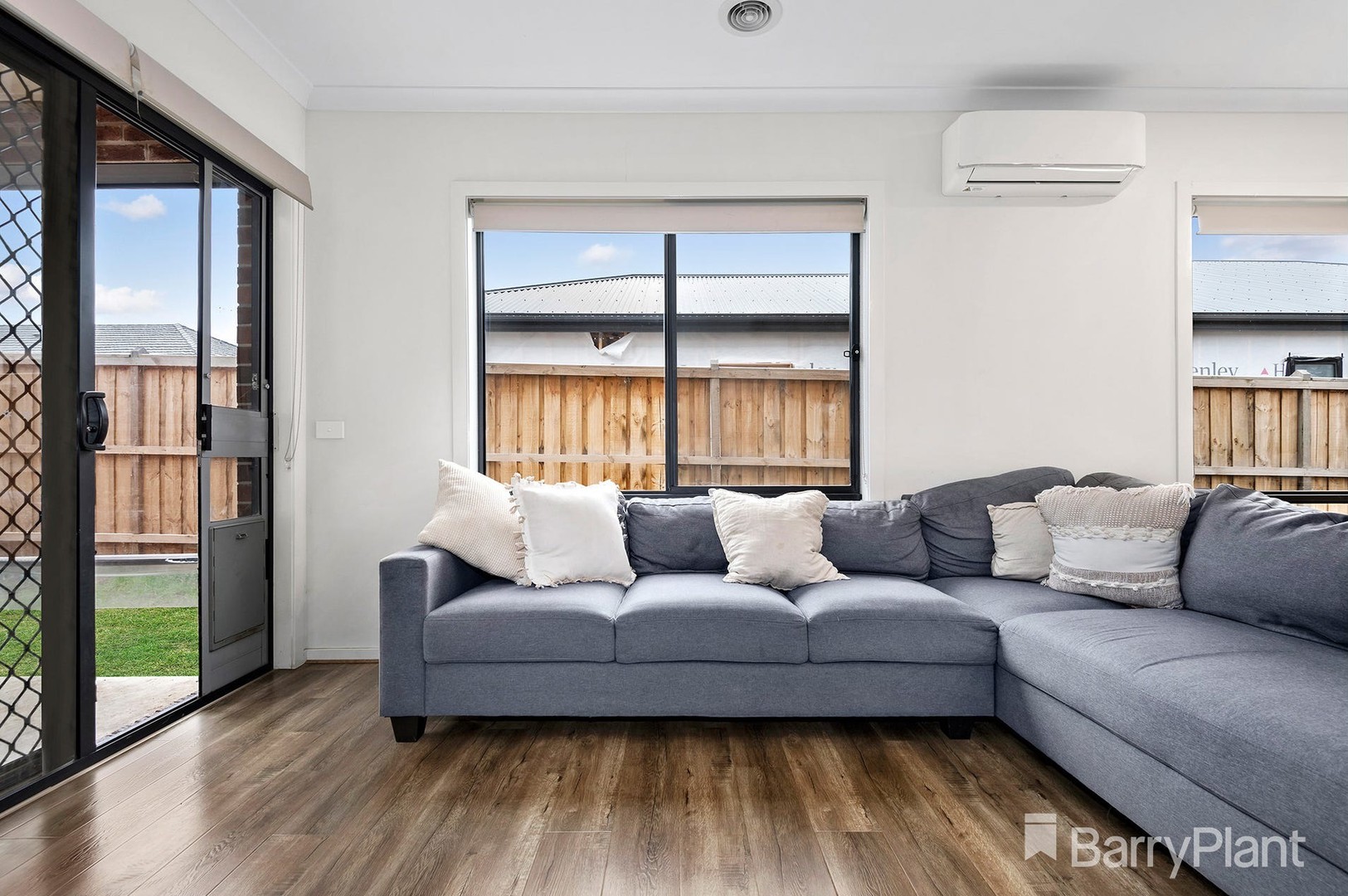 4 Garrard Crescent, Clyde, VIC 3978, Clyde - Thumbnail 4