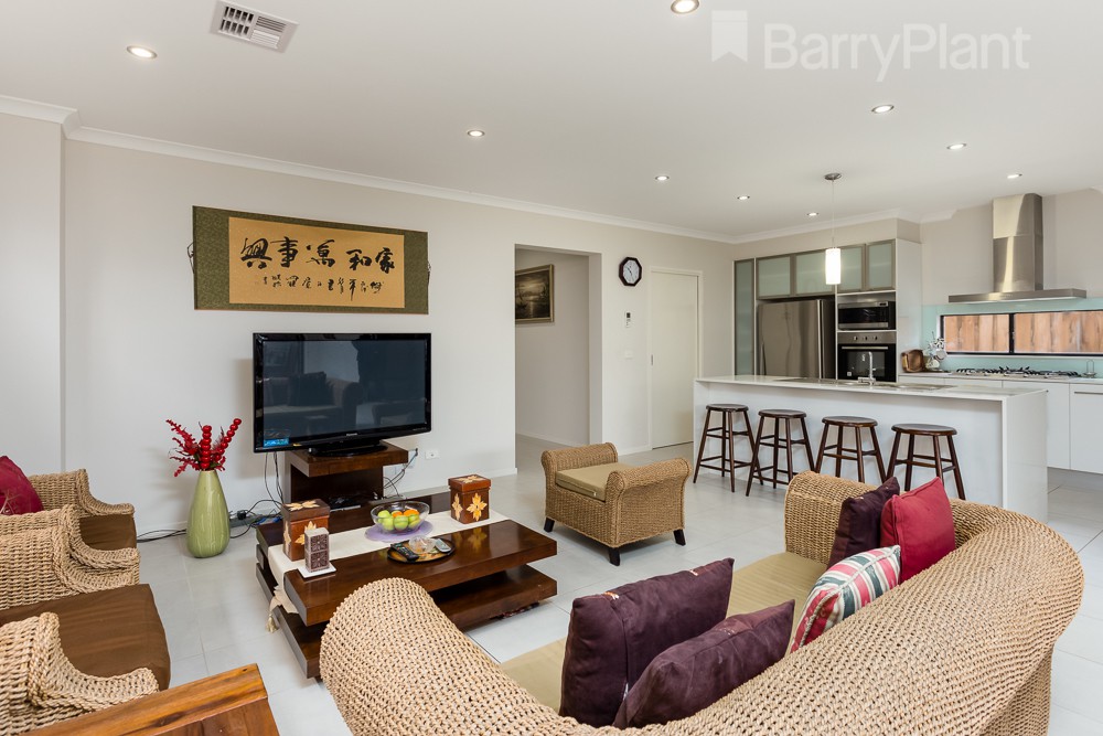 4 Gatria Street, Williams Landing, VIC 3027, Williams Landing - Thumbnail 3