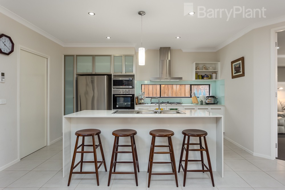 4 Gatria Street, Williams Landing, VIC 3027, Williams Landing - Thumbnail 5